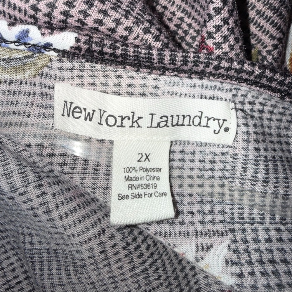 New York Laundry 2X Wrap Top Brown Plaid Floral Long Sleeve Tie Front NWT - Picture 6 of 7